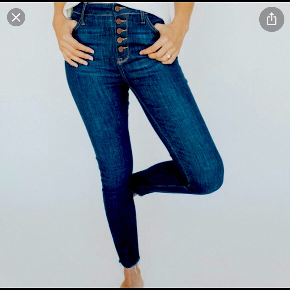 Carly Jean Los Angeles CARTER JEAN